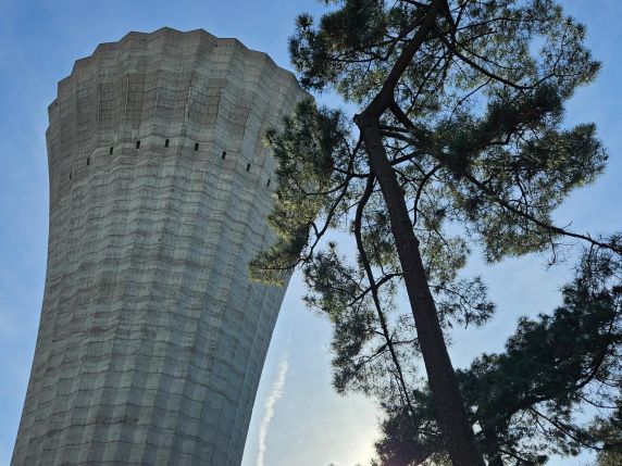 Photo : Photo du château d'eau de Pessac © université de Bordeaux
