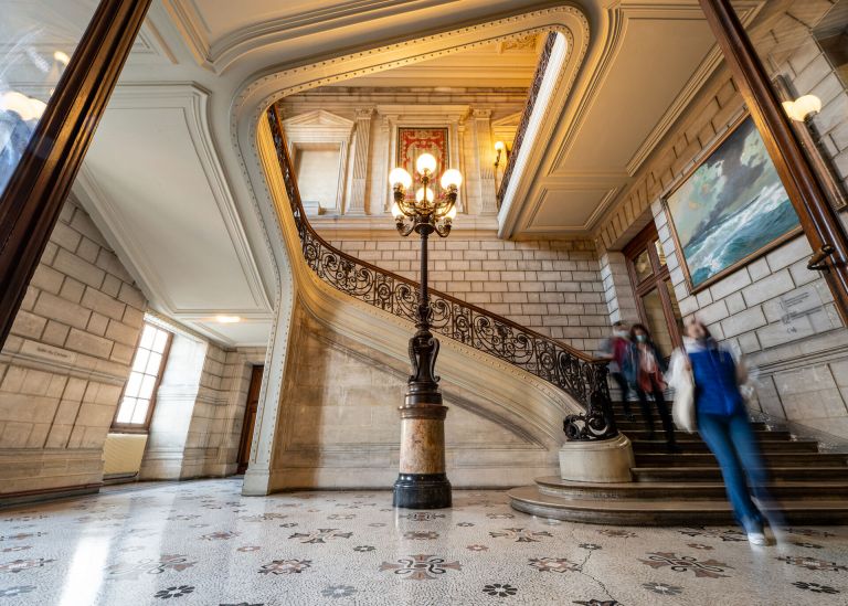 Photo : The Atrium on the Victoire Campus © Gautier Dufau