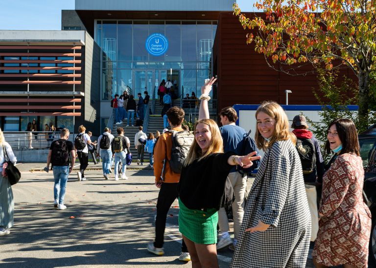 Photo : During back-to-school, the university services offer you many cultural and sporting activities - Campus Périgord © Gautier Dufau