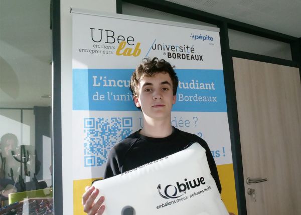 Photo : Léo-Paul Briatte, gagnant du prix PEPITE et fondateur de la société Obiwe © université de Bordeaux