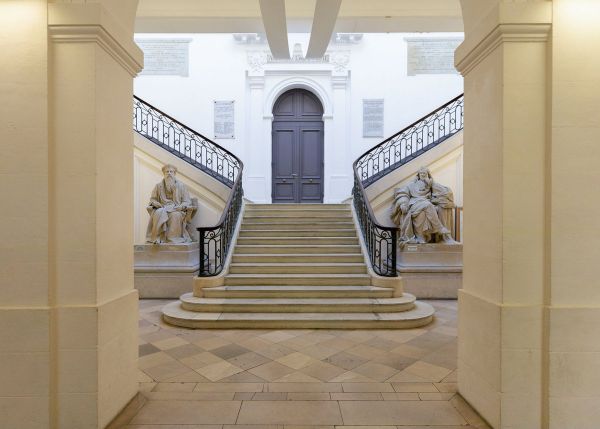 Photo : The University of Bordeaux has a unique history, from the Renaissance to the 21st century - Pey Berland Legal and Judicial centre © Olivier Got - University of Bordeaux