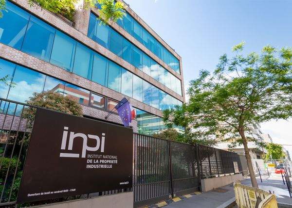 Photo : INPI headquarters in Paris © HJBC - Adobe Stock