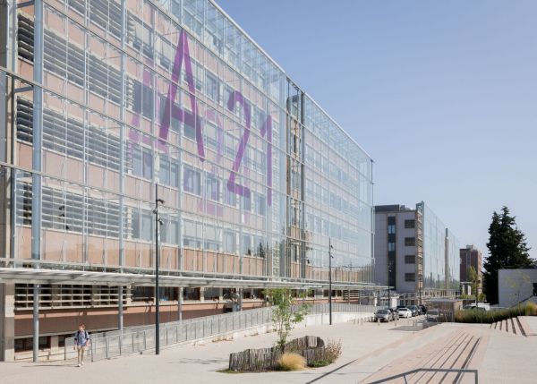 Photo : Peixotto Campus Bldg A21 University of Bordeaux © CPU