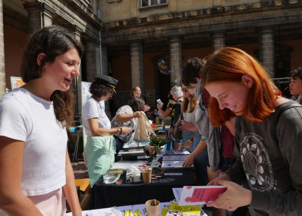 Photo : Back-to-school' events are an opportunity for associations to present their activities and recruit members © University of Bordeaux