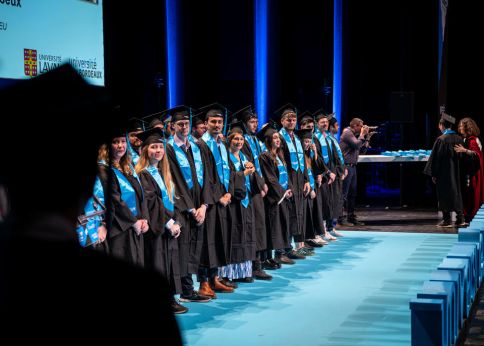 Photo Le moment de la photo de groupe © Gautier Dufau pour l'université de Bordeaux