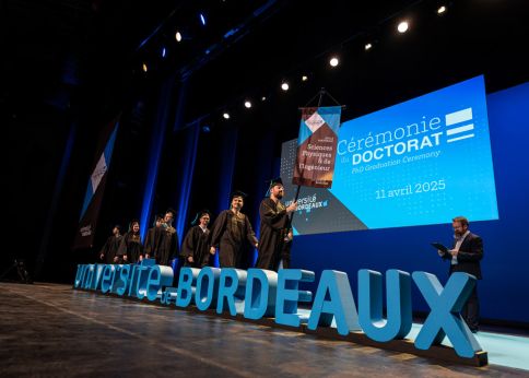 Photo L'école doctorale Sciences physiques et de l'ingénieur fait son entrée © Gautier Dufau pour l'université de Bordeaux