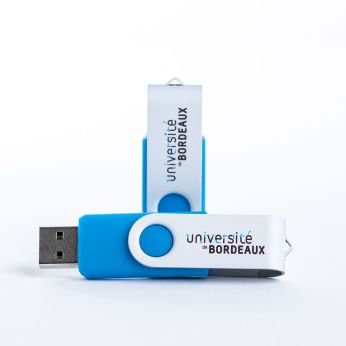 Photo Clé USB pivotante (capacité 8 Go) - Coloris unique : bleu - Fabriquée en Europe - PU TTC : 6,20 €