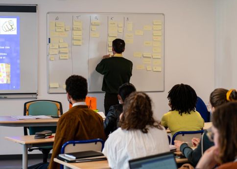 Photo Dans ce TD, les étudiants sont acteurs de leurs apprentissages_ Campus de Dax ® Gautier Dufau