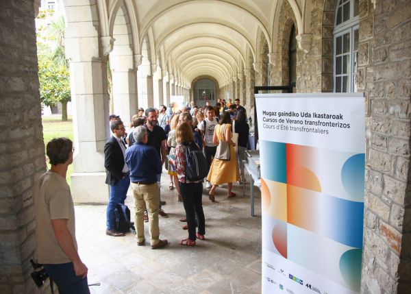 Photo : Cours d'été transfrontaliers à Bayonne - édition 2023 © fondation Euskampus