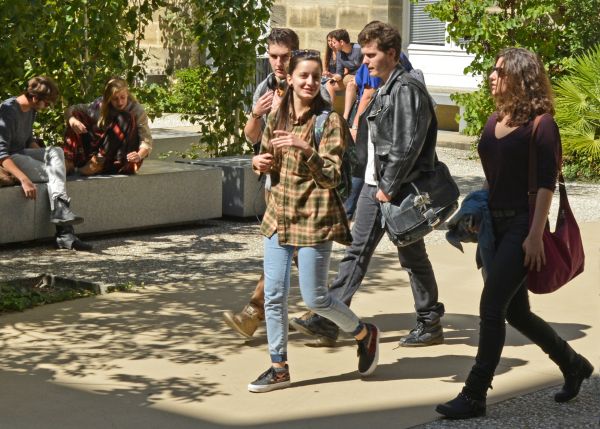 Photo : Back to school on the Victoire campus © Olivier Got - University of Bordeaux