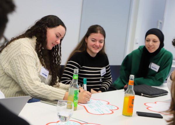 Photo : L'alliance ENLIGHT rassemble les universités du Pays Basque, de Bern, Bordeaux, Bratislava, Galway, Gand, Göttingen, Groningen, Tartu et Uppsala © université de Bordeaux