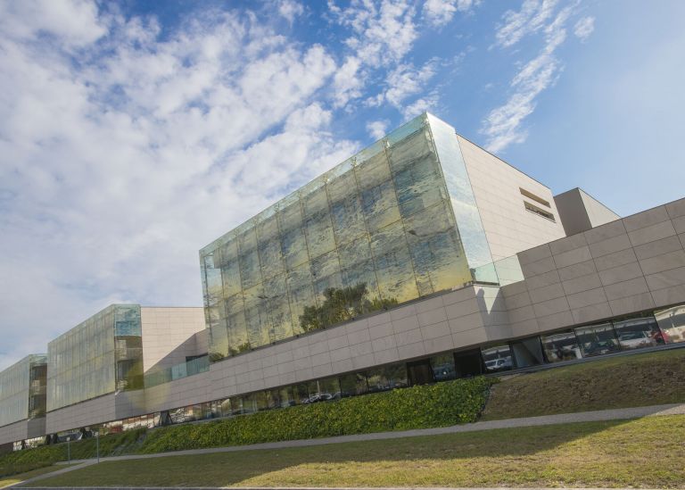 Photo : L'institut des Sciences de la vigne et du vin a ouvert ses portes en 2009 à Villenave d'Ornon © Université de Bordeaux