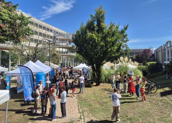 Photo : 'Fête la rentrée' sur le campus Carreire, c'est une programmation riche et de nombreux événements © université de Bordeaux 