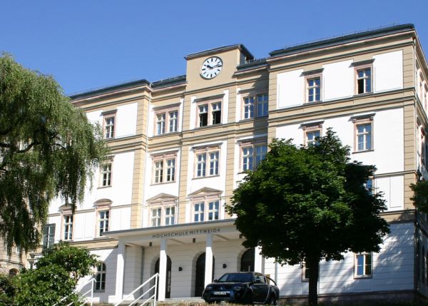 Photo : Hochschule Mittweida (Mittweida University of Applied Sciences), founded in 1867, is a public university in Saxony, Germany, hosting about 7,000 students. Known for its strong practical focus, it offers over 50 Bachelor and Master degree programs, including select courses and full degrees taught entirely in English. © Hochschule Mittweida 