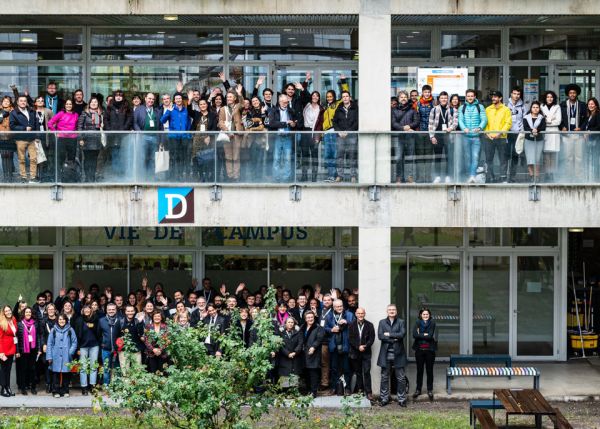 Photo : Photo de groupe Euskampus Bordeaux Eguna 2022 - campus Bastide © Gautier Dufau