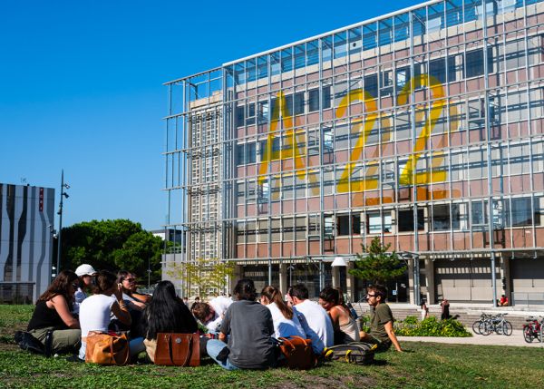 Photo : L'étude PRISME ESE s'inscrit dans le prolongement du projet I-Share, une vaste étude de santé publique portée par l’université de Bordeaux dans les années 2010 © Gautier Dufau