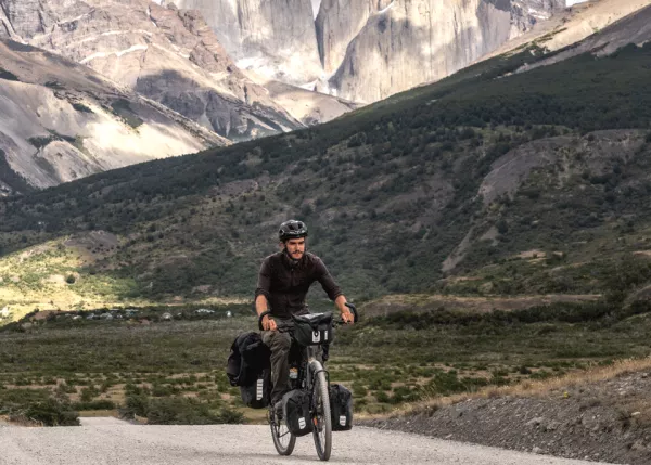 Photo : Durant son année de césure, Thomas a traversé la Patagonie en vélo © Thomas Julienne
