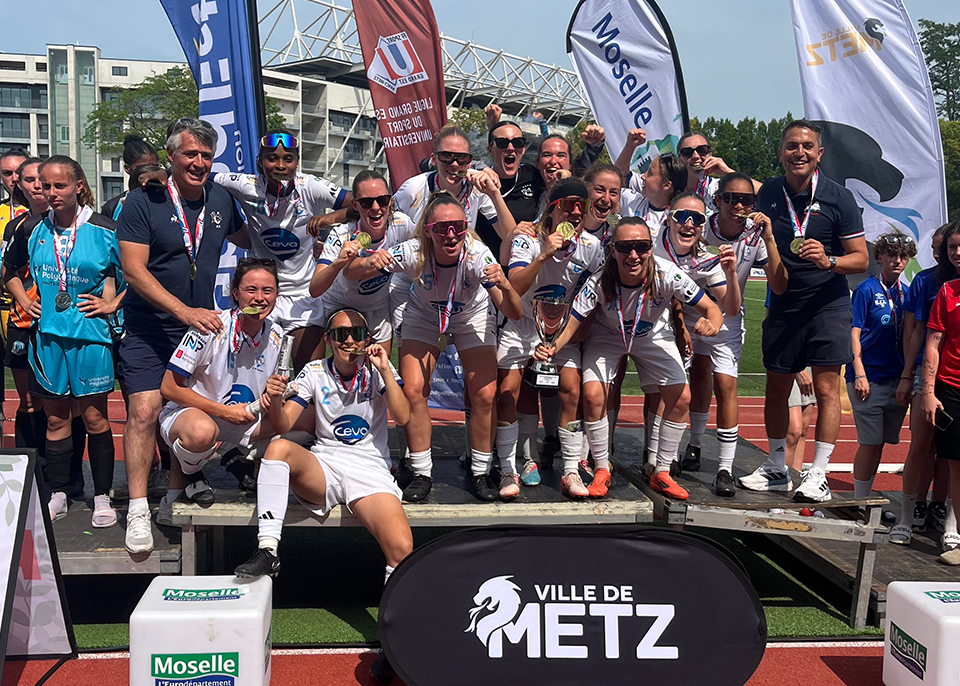 Equipe de football de l'ASUBx, championne de France universitaire 2025 @FFSU