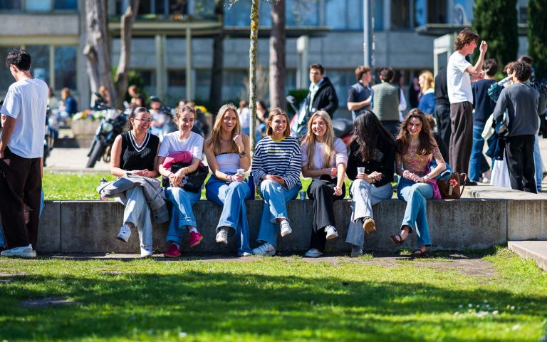 Une © Gautier Dufau