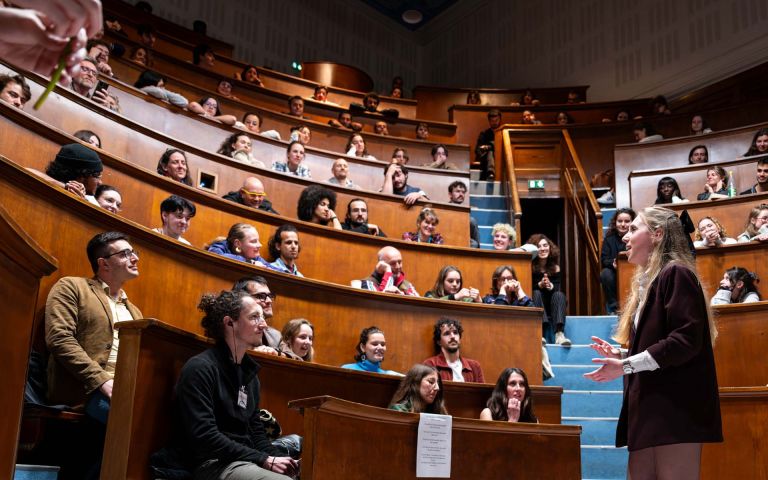 Une © Gautier Dufau